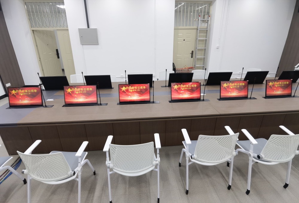 Σήμερα για να μοιραστείτε τη θήκη εγκατάστασης του μηχανικού μας στο σπίτι
